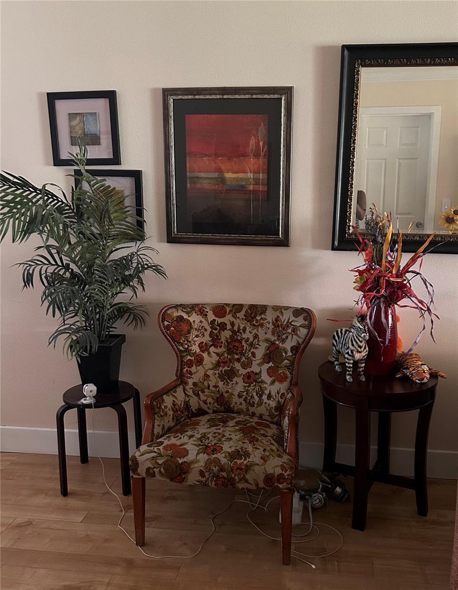 Image 8 of 13 For 5059 Live Oak Circle 5059