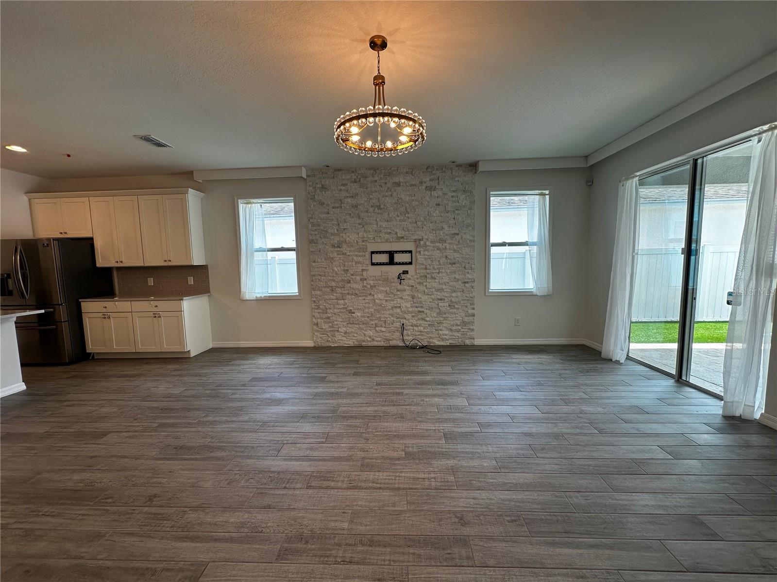 Image 17 of 40 For 15512 Sunquat Drive