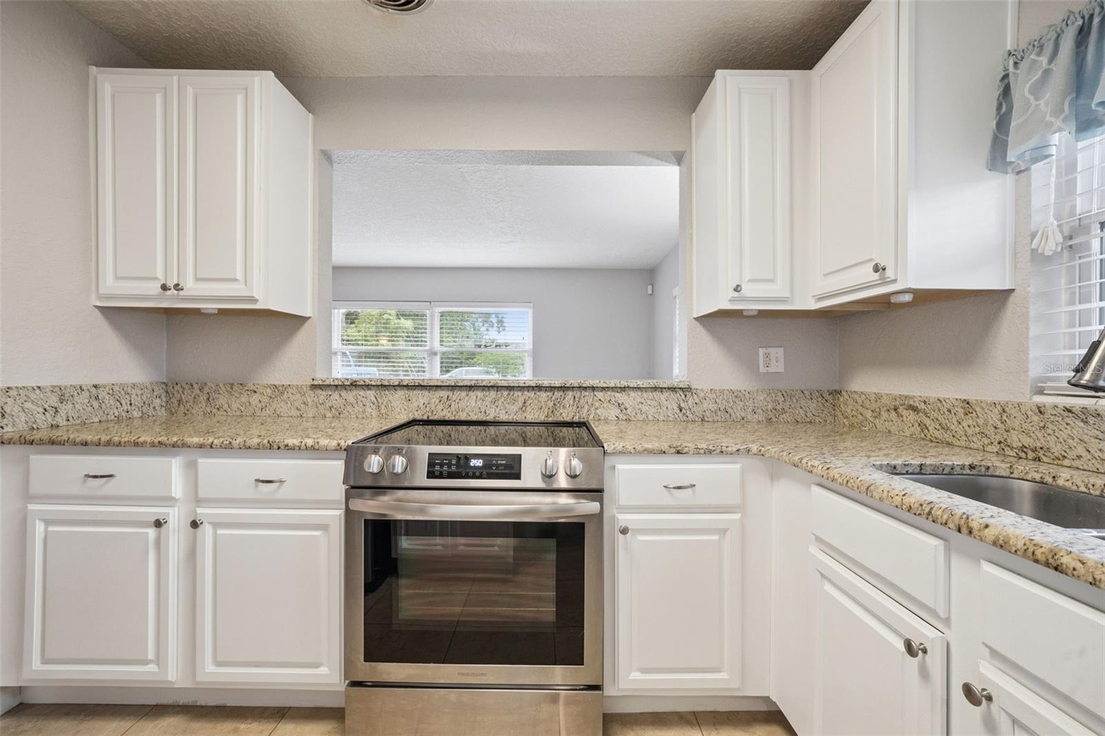 Image 3 of 42 For 2513 Musselwhite Avenue