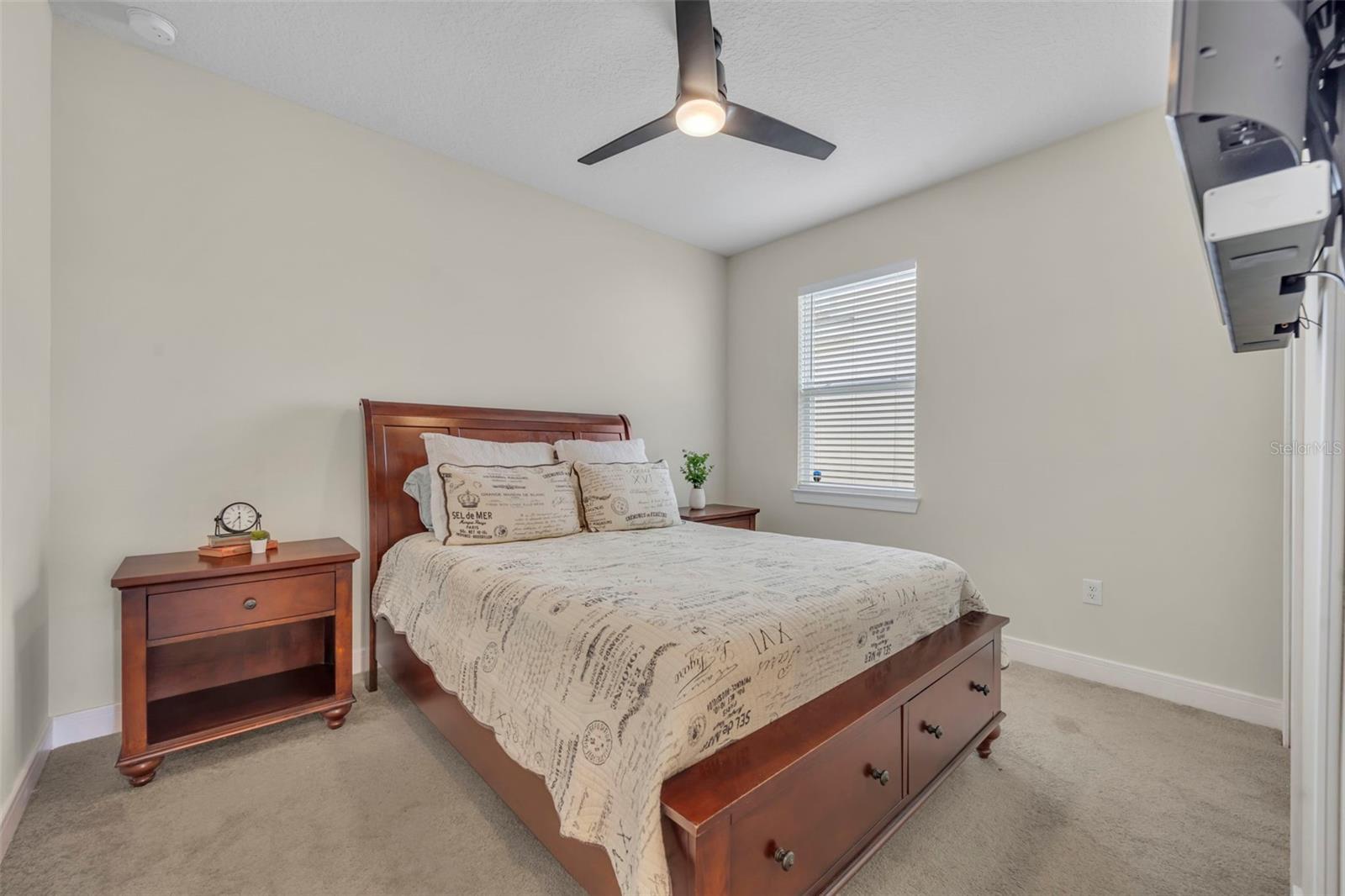 Image 29 of 45 For 5346 Royal Point Avenue