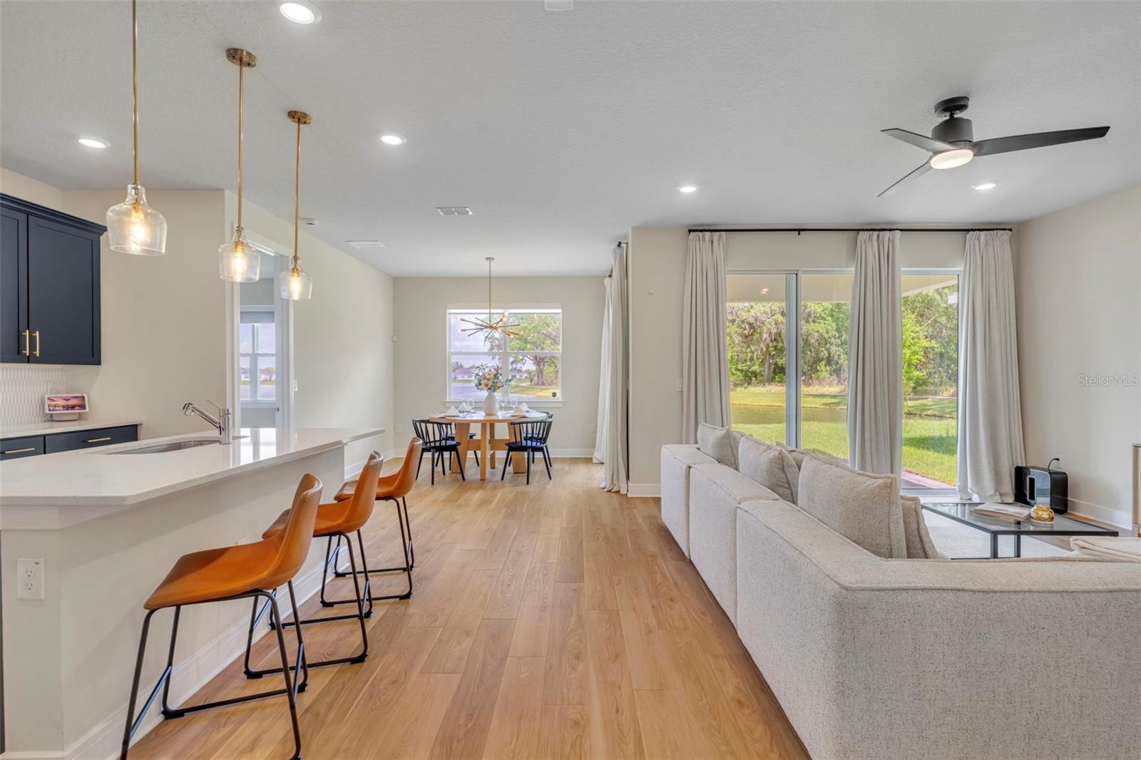 Image 3 of 45 For 5346 Royal Point Avenue