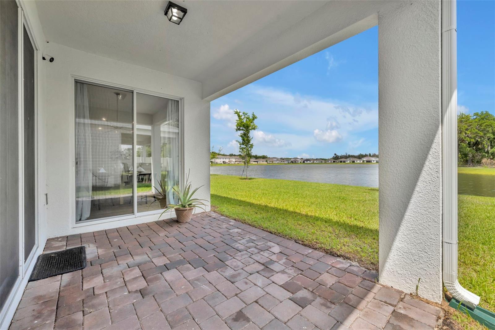 Image 32 of 45 For 5346 Royal Point Avenue