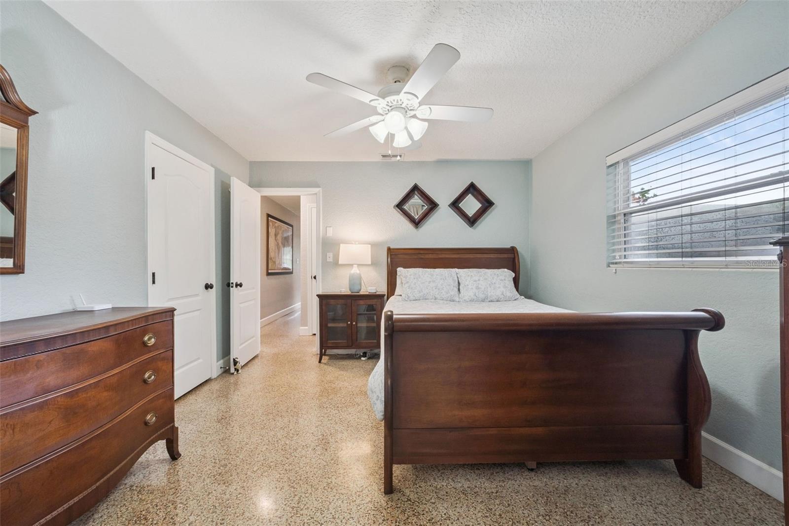 Image 19 of 41 For 2513 Musselwhite Avenue