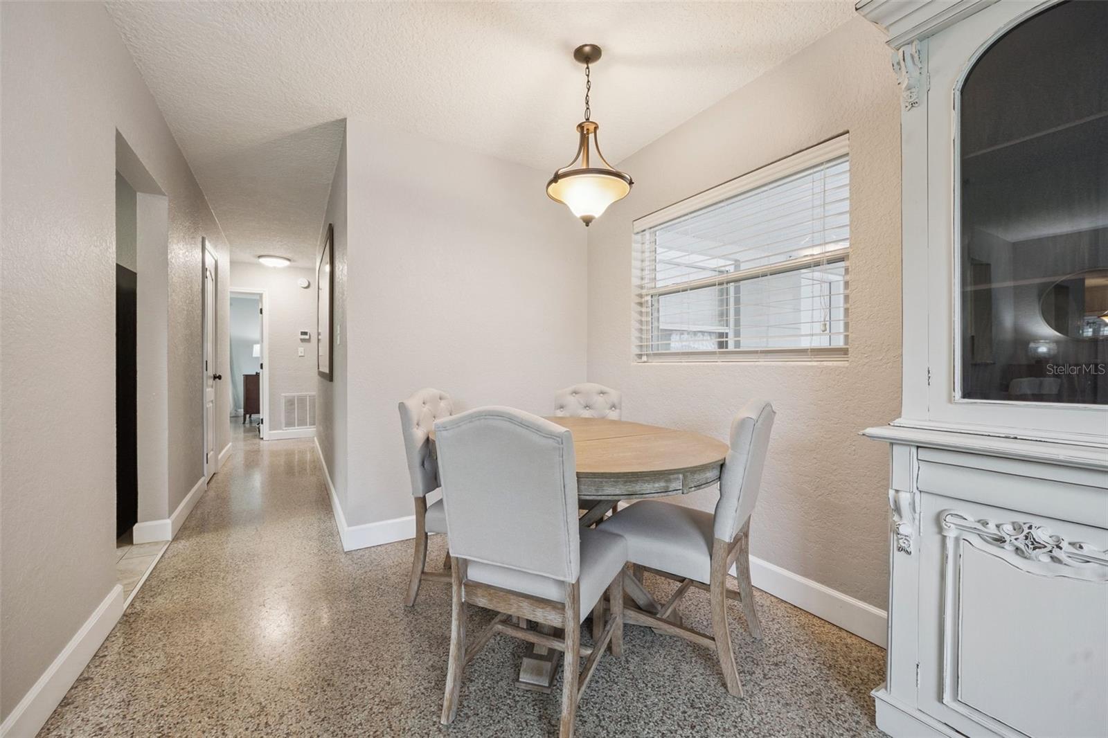 Image 9 of 41 For 2513 Musselwhite Avenue