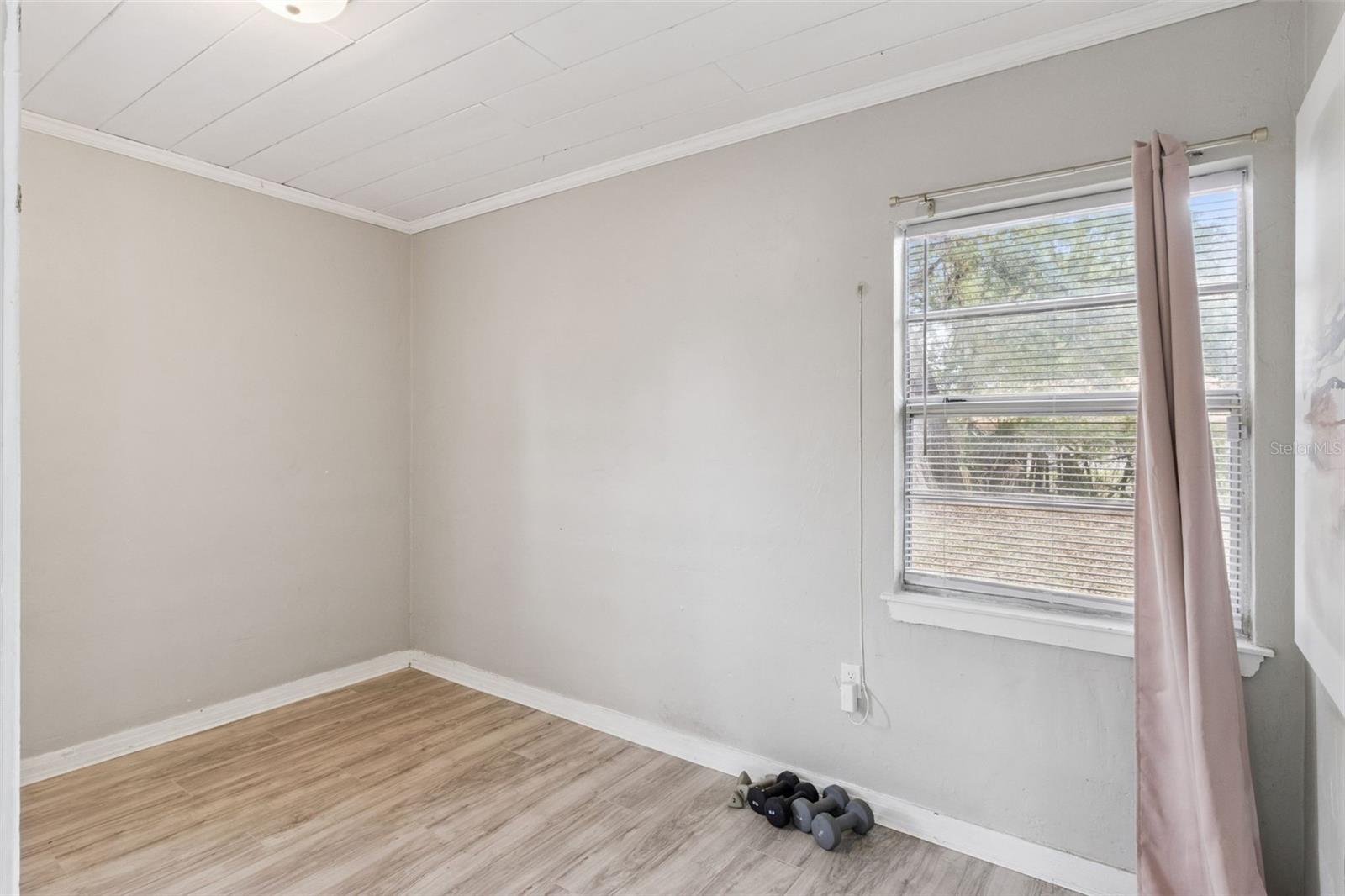 Image 15 of 24 For 3323 Avenue J Nw