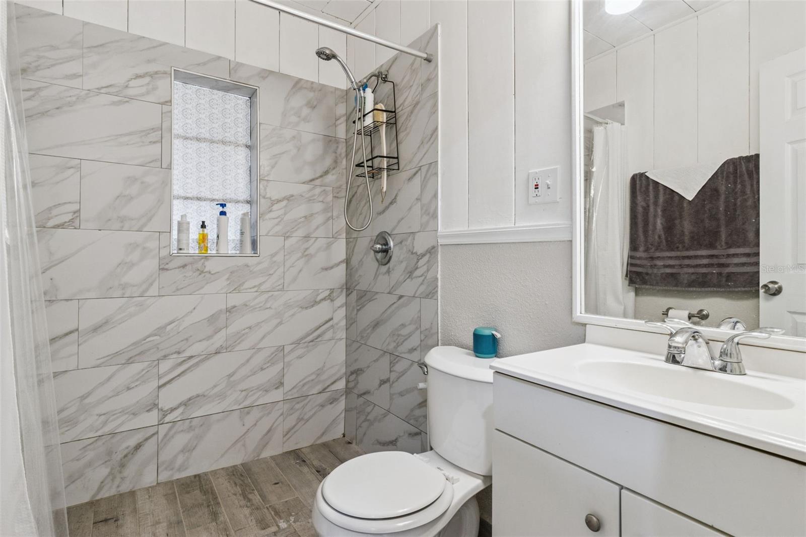 Image 20 of 24 For 3323 Avenue J Nw