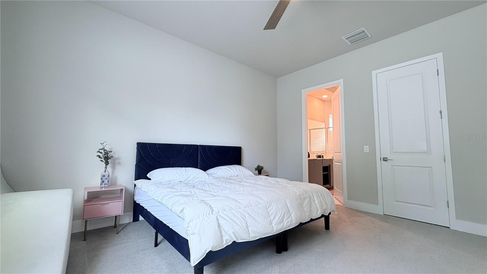 Image 44 of 50 For 7760 Sandy Ridge Drive 116