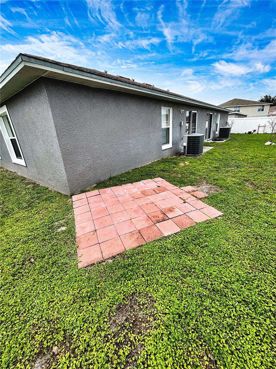 Image 14 of 16 For 516 Albatross Drive