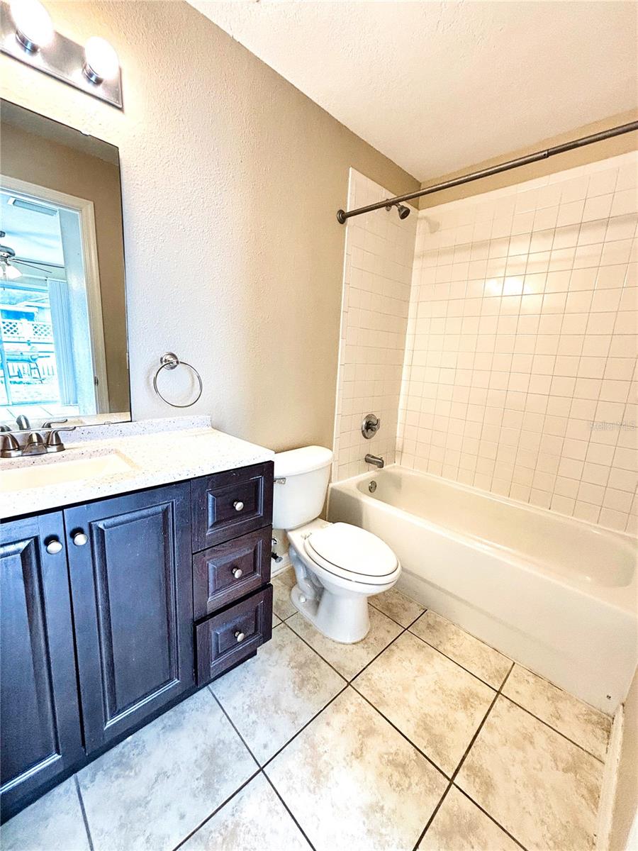 Image 6 of 16 For 516 Albatross Drive