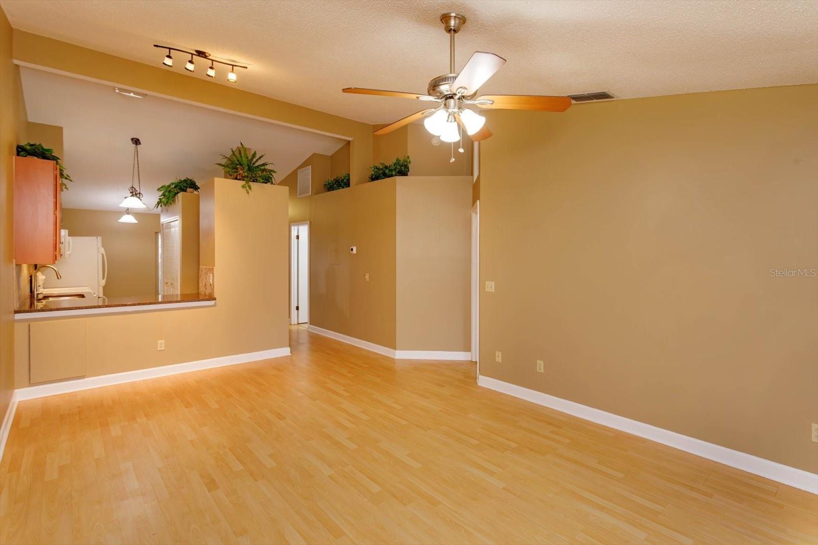 Image 7 of 17 For 7794 Country Place 2