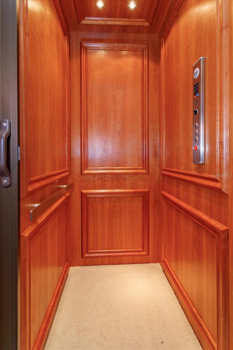 Image 18 of 50 For 5719 Emerson Pointe Way