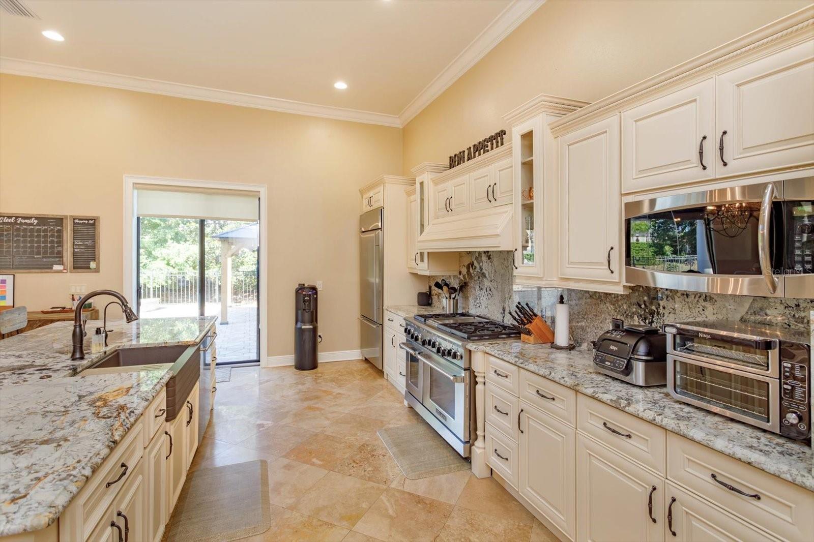 Image 9 of 50 For 5719 Emerson Pointe Way