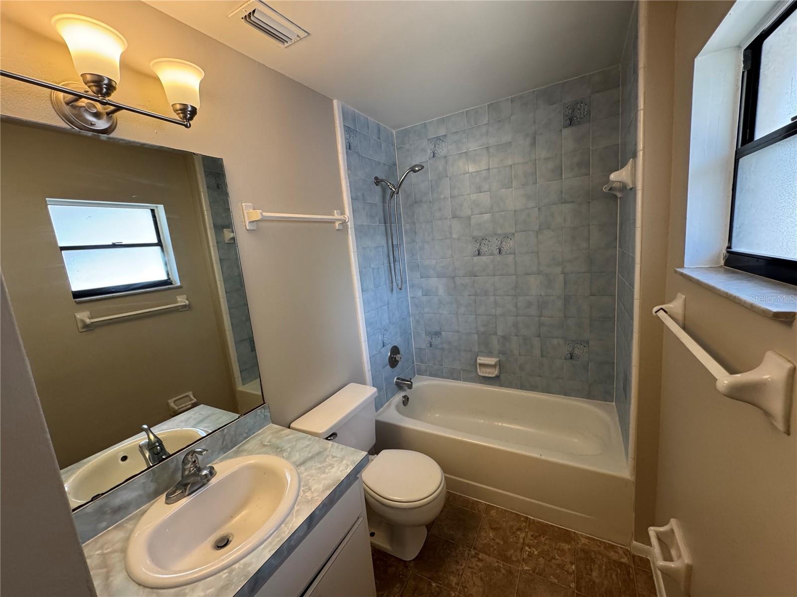 Image 17 of 19 For 701 Kings Cove Court