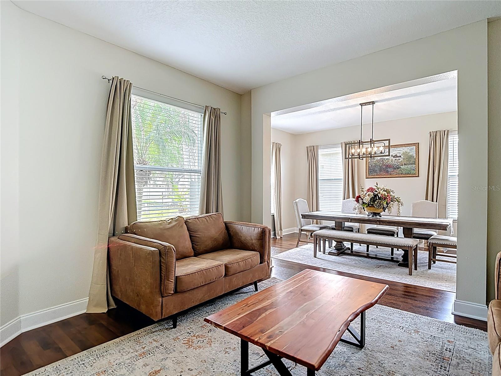Listing photo id 14 for 18109 Kara Court