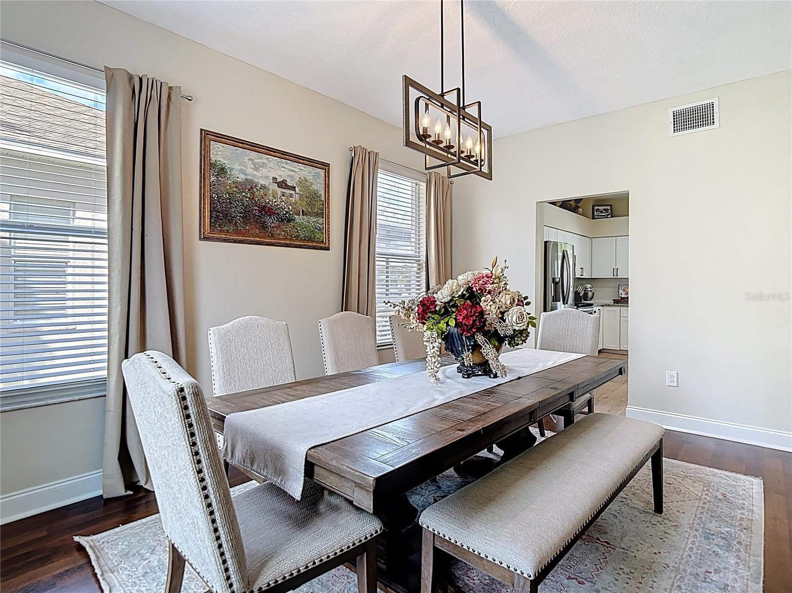 Listing photo id 18 for 18109 Kara Court