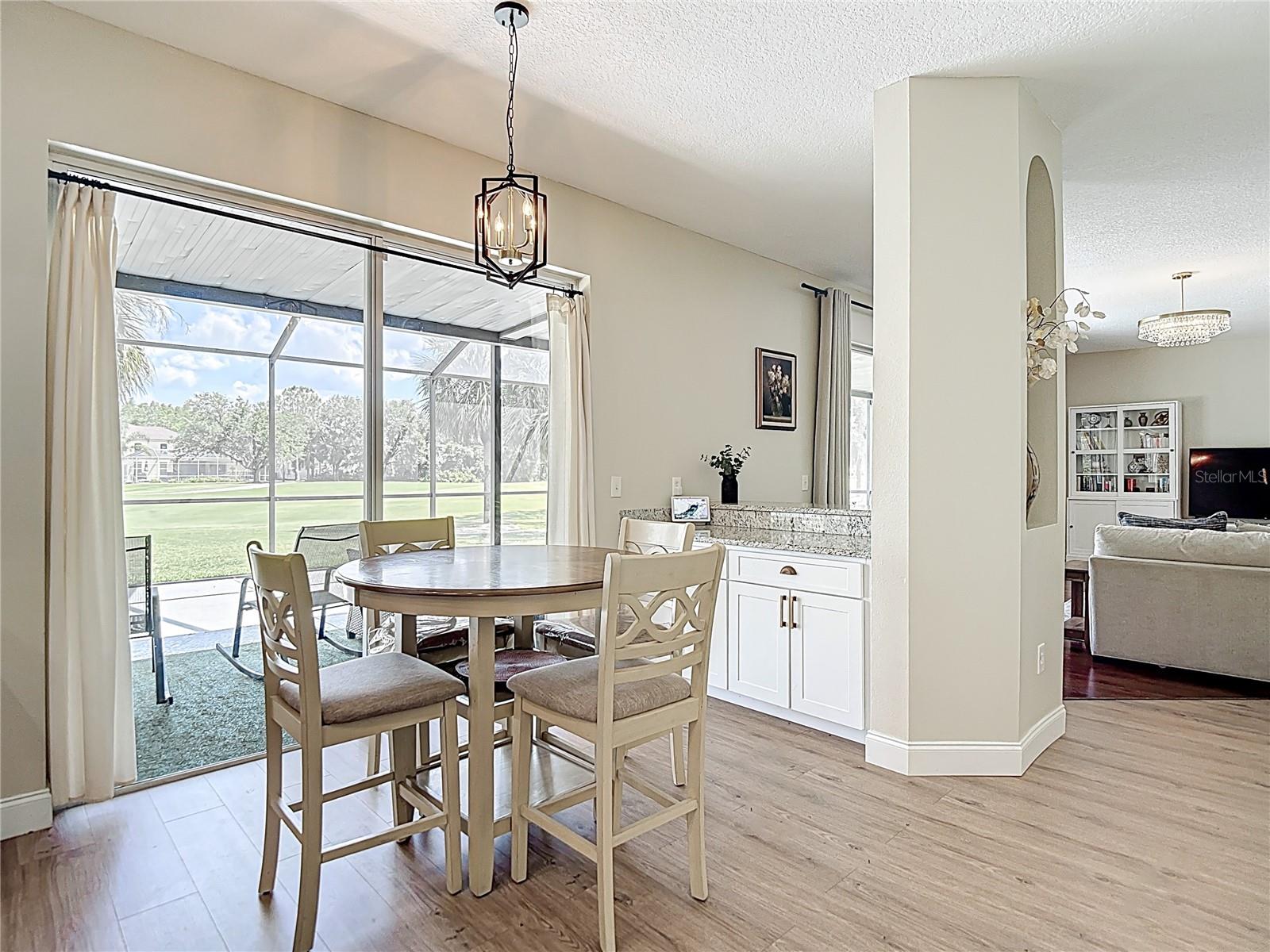 Listing photo id 28 for 18109 Kara Court