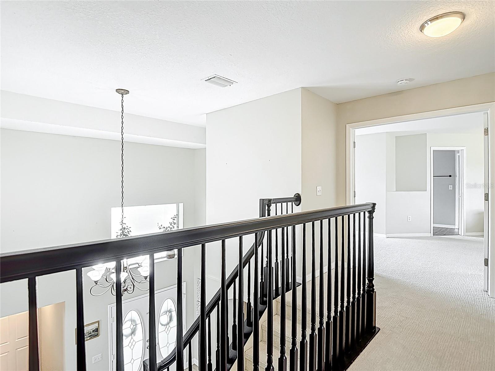 Listing photo id 46 for 18109 Kara Court