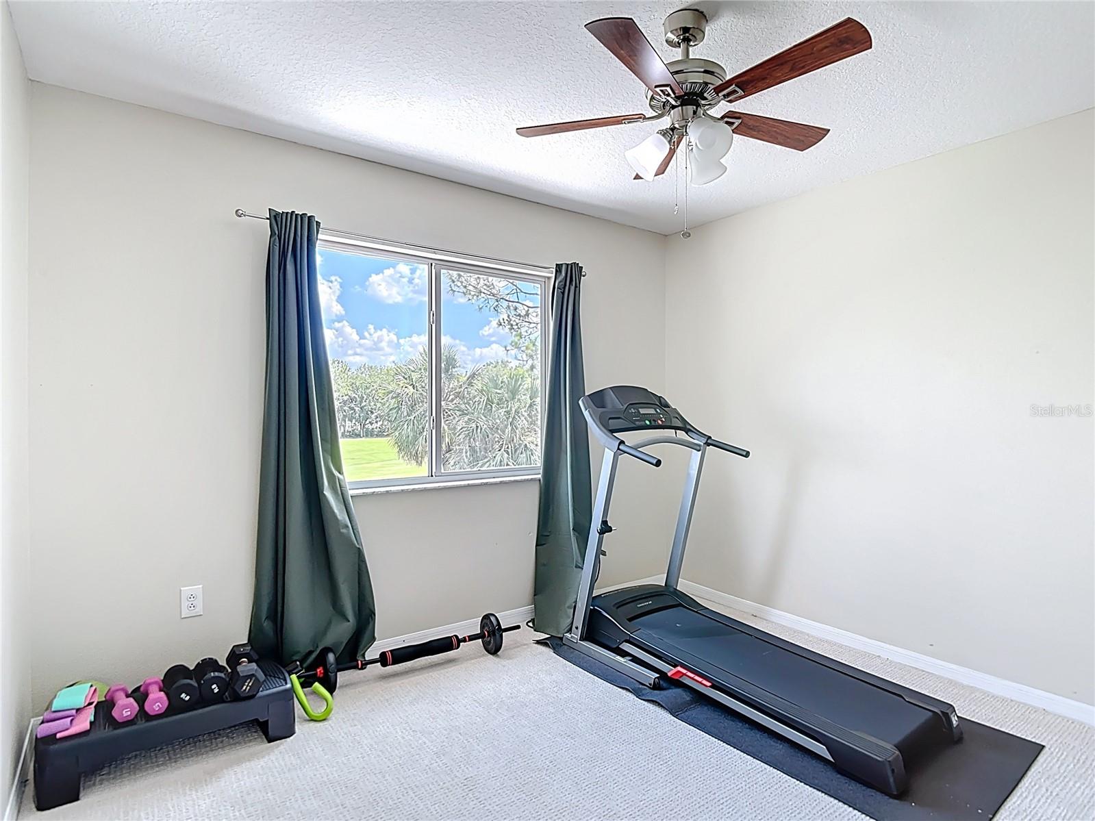 Listing photo id 57 for 18109 Kara Court