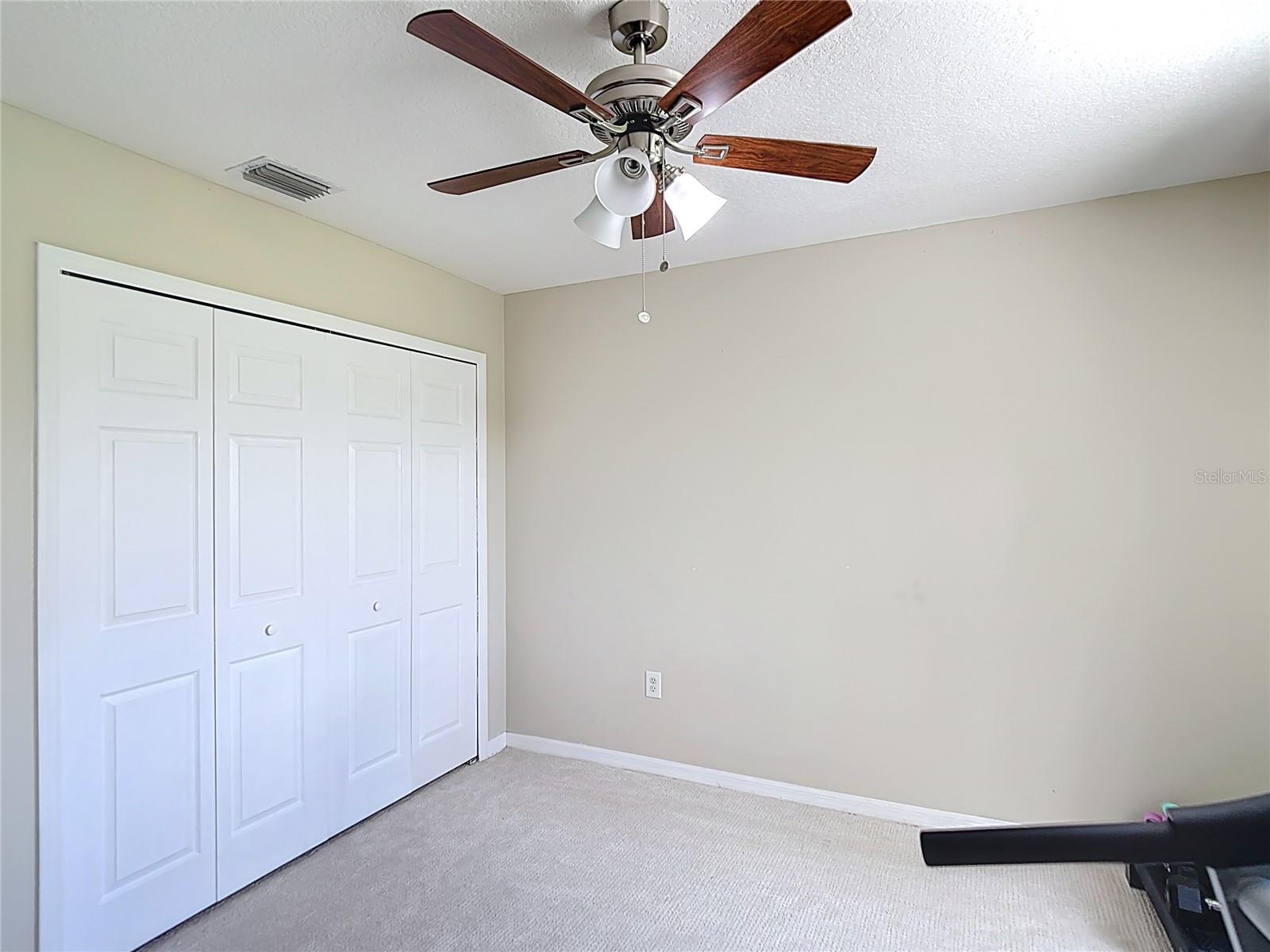 Listing photo id 59 for 18109 Kara Court