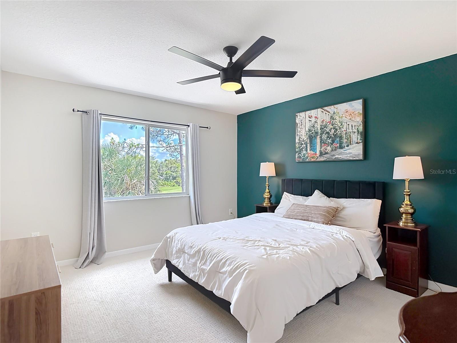 Listing photo id 64 for 18109 Kara Court