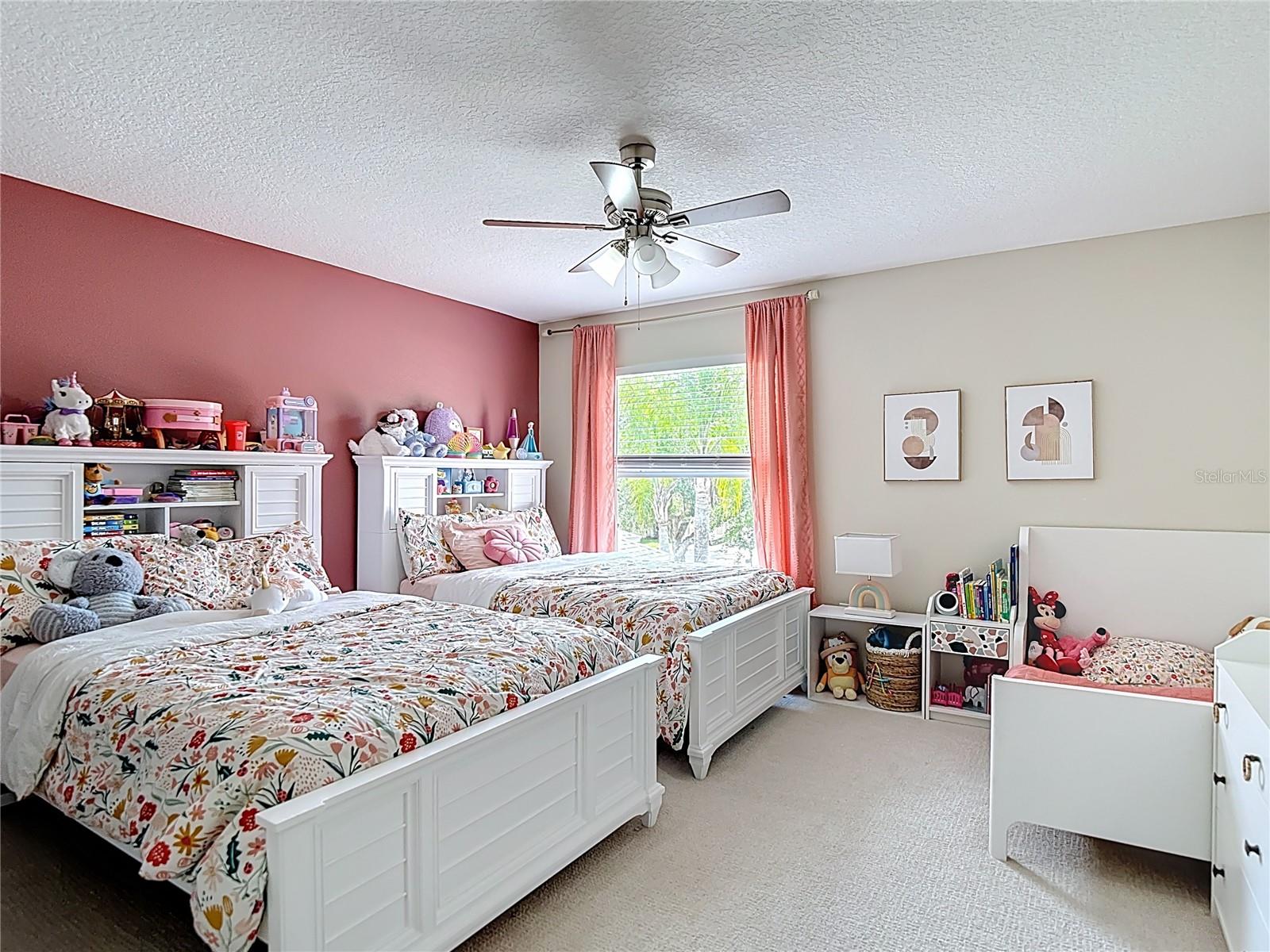 Listing photo id 65 for 18109 Kara Court