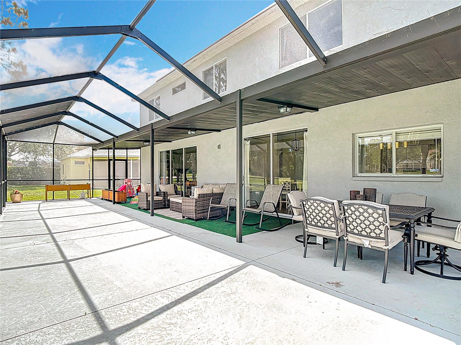 Listing photo id 71 for 18109 Kara Court