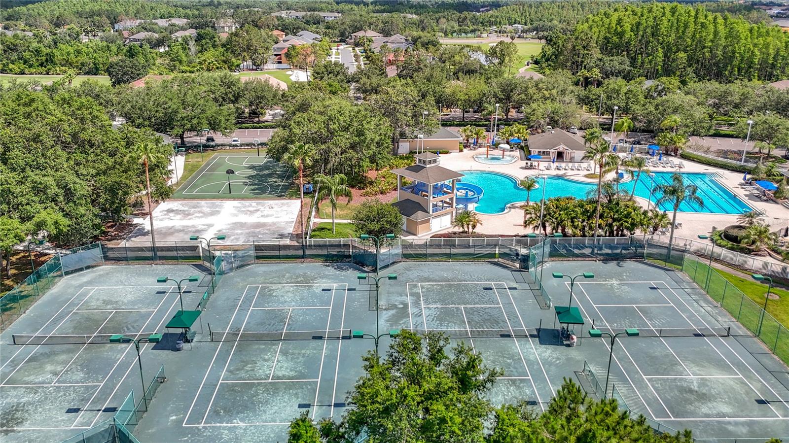 Listing photo id 90 for 18109 Kara Court