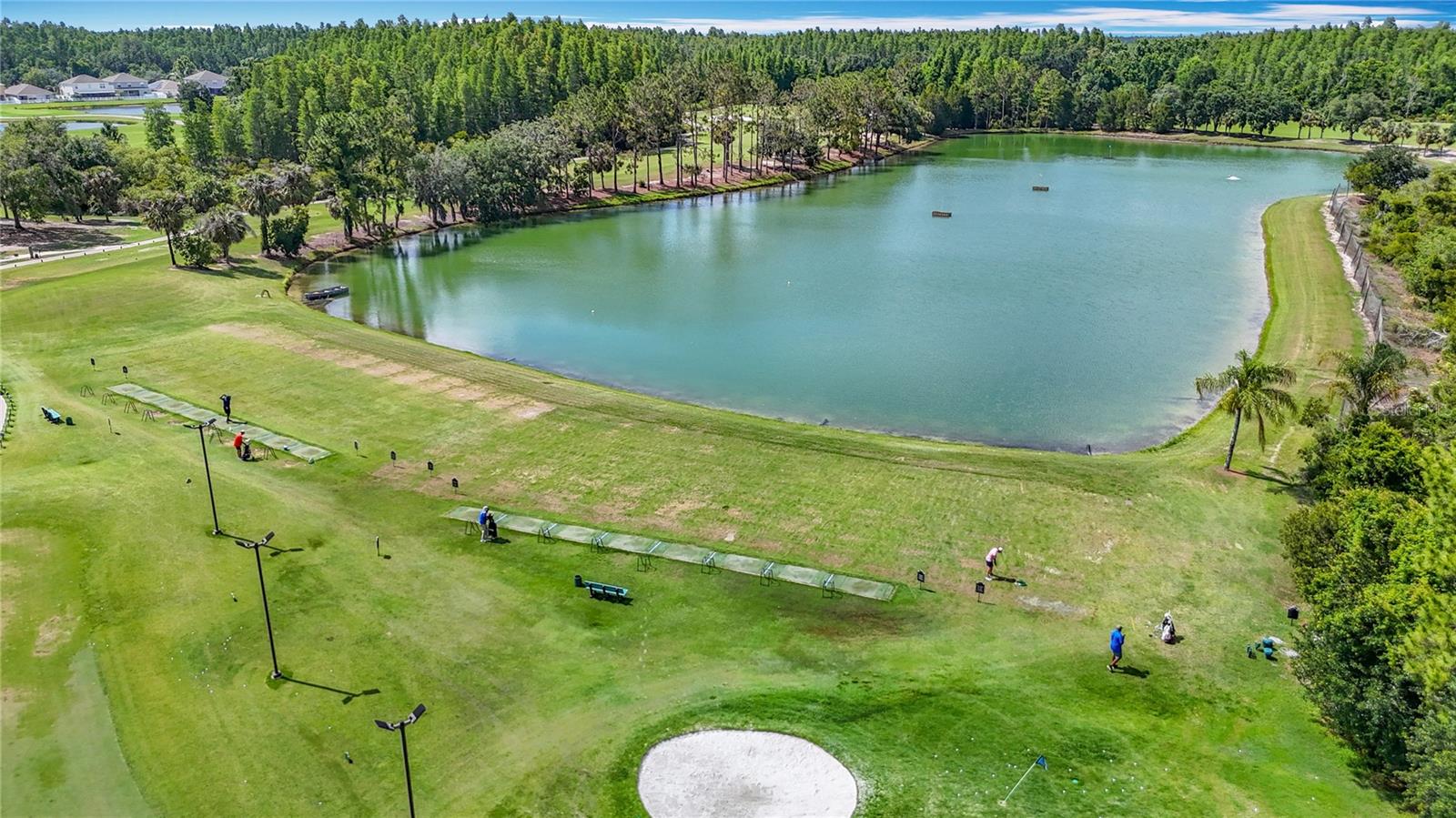 Listing photo id 97 for 18109 Kara Court