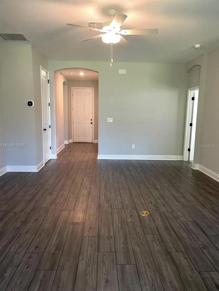 Image 5 of 11 For 8131 Tea Olive Terrace