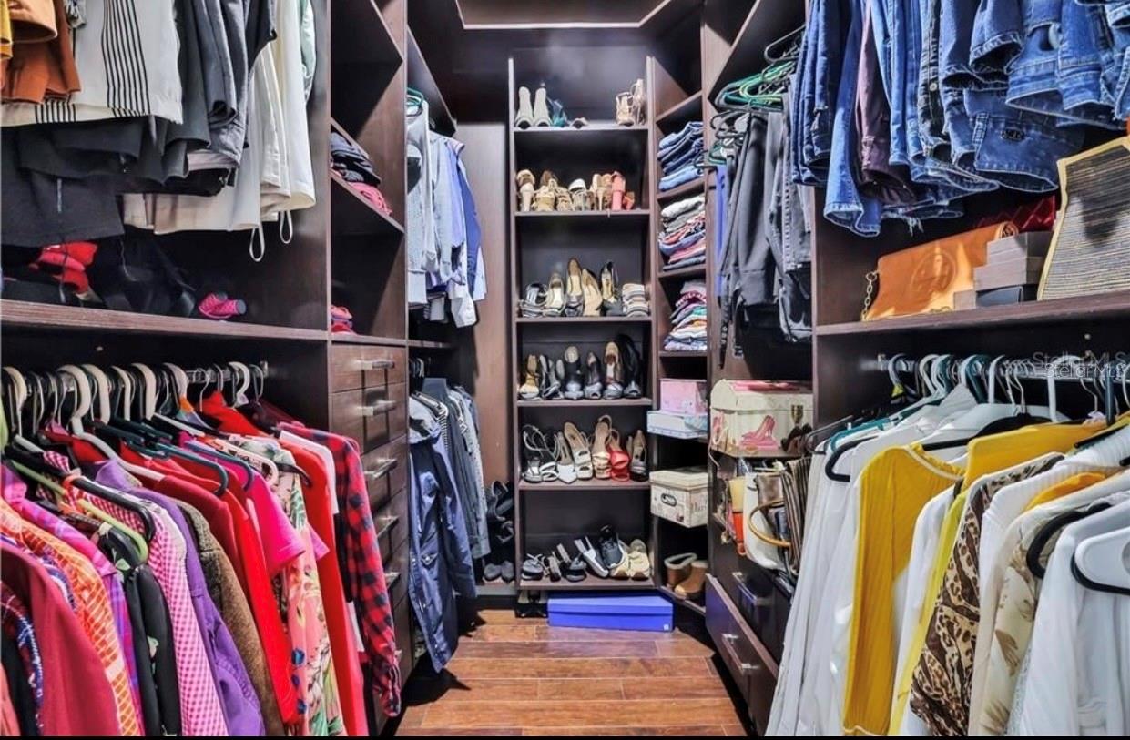 Image 12 of 29 For 1917 Pamlynne Place