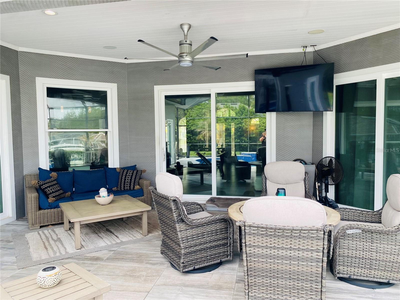 Image 26 of 29 For 1917 Pamlynne Place