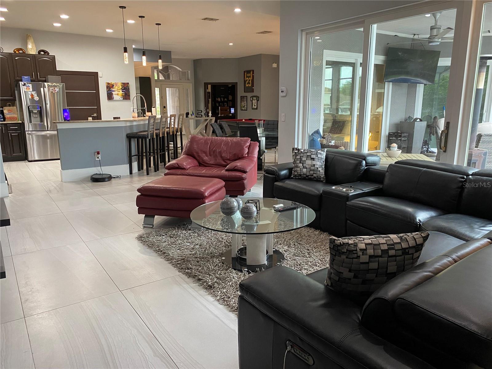 Image 4 of 29 For 1917 Pamlynne Place