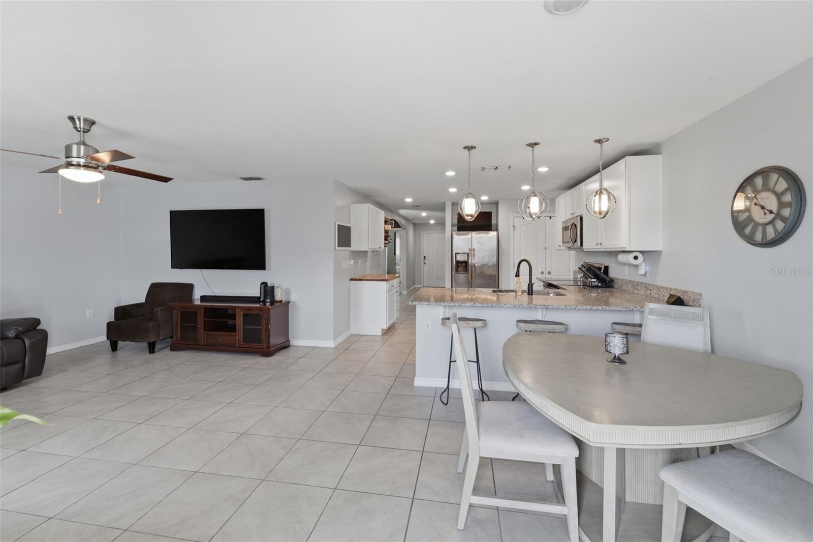 Image 18 of 39 For 1915 Bayport Drive