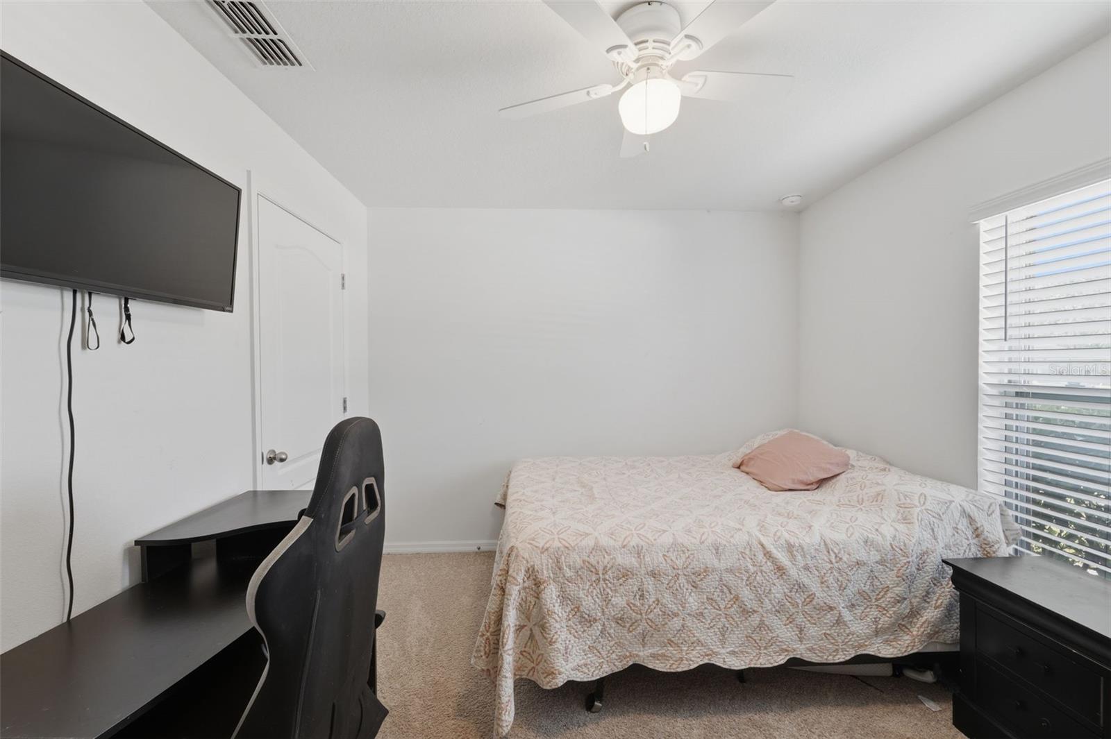 Image 23 of 39 For 1915 Bayport Drive