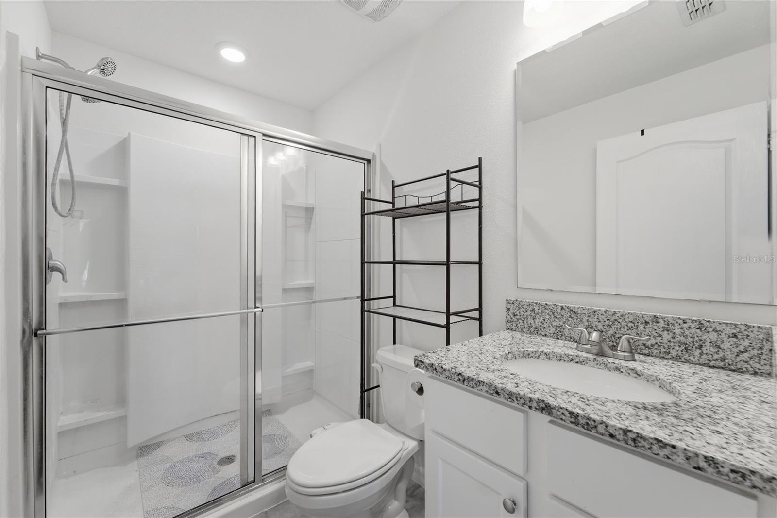 Image 30 of 39 For 1915 Bayport Drive