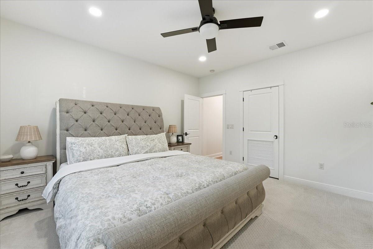 Image 31 of 71 For 1190 Sugar Belt Drive