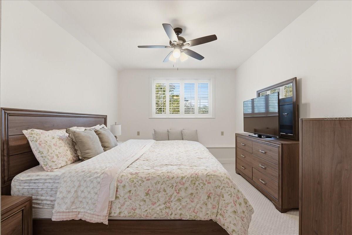 Image 41 of 71 For 1190 Sugar Belt Drive