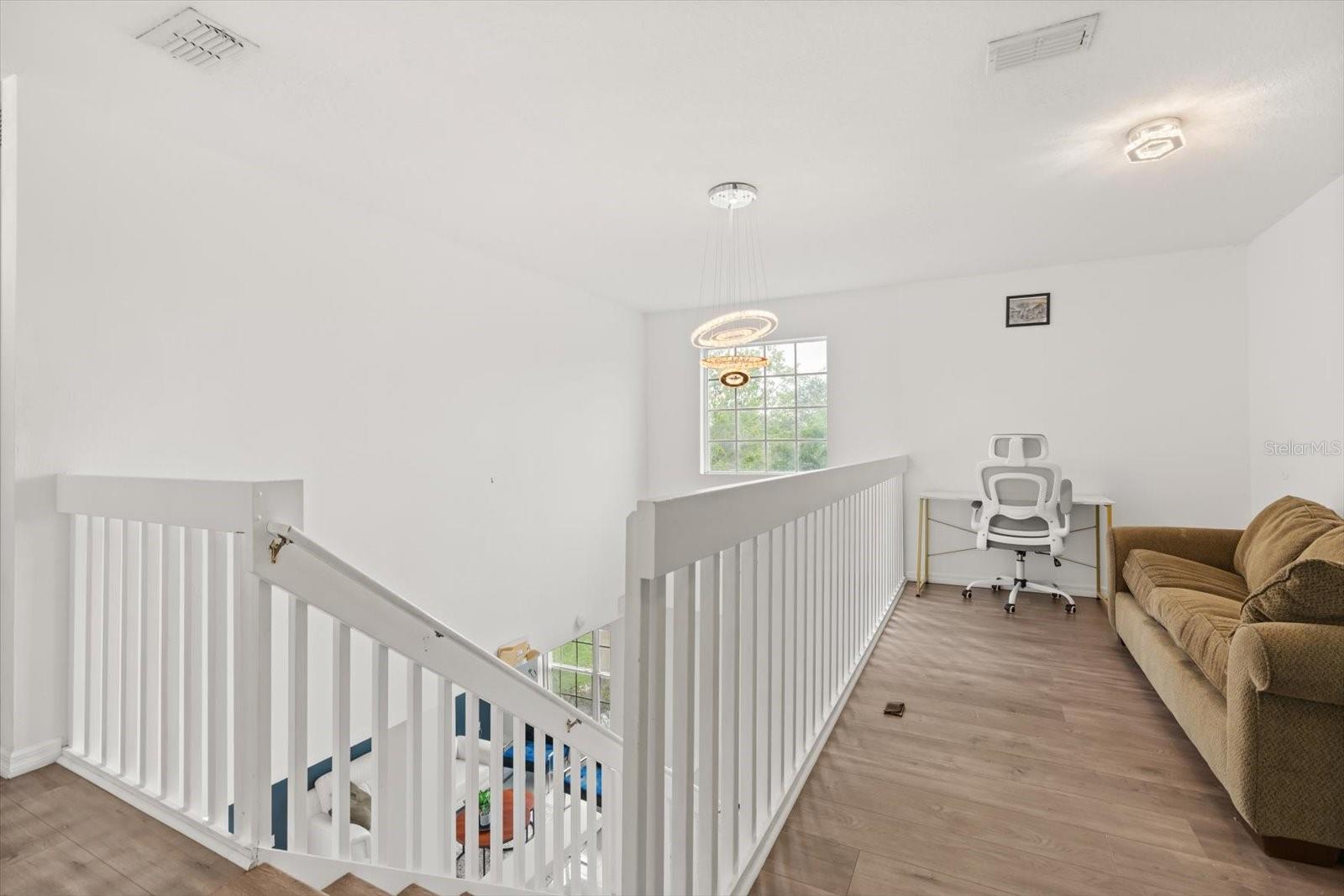 Image 21 of 38 For 4722 Cumbrian Lakes Drive