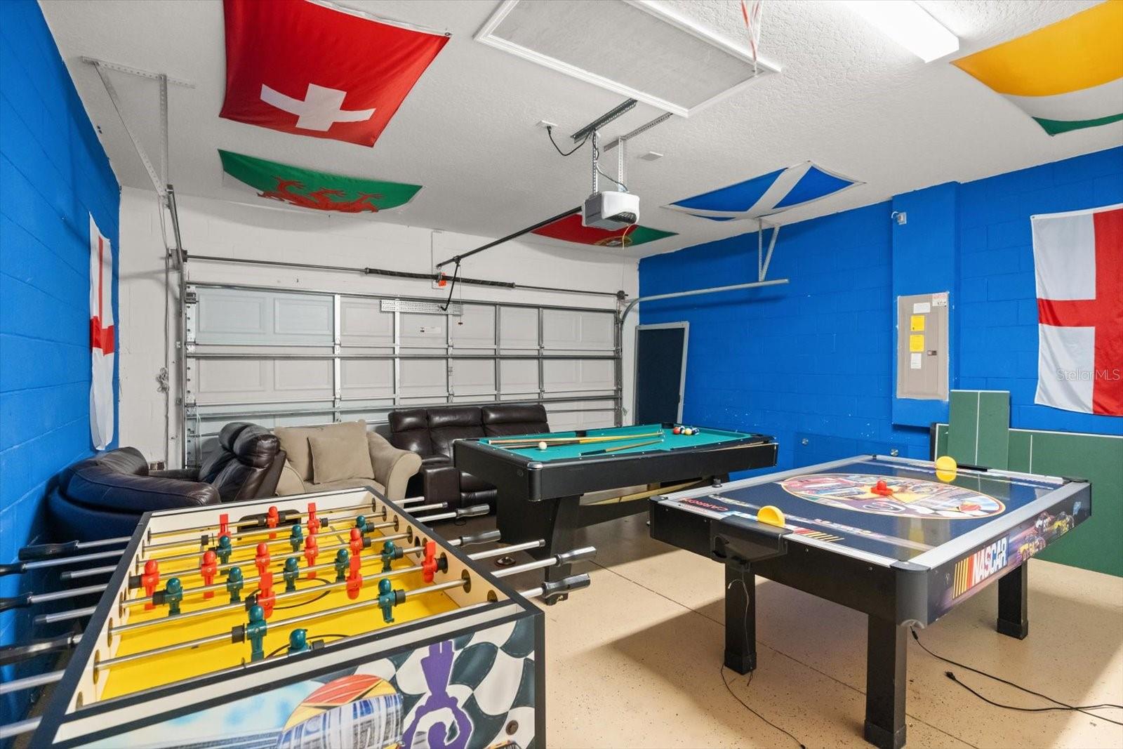 Image 35 of 38 For 4722 Cumbrian Lakes Drive