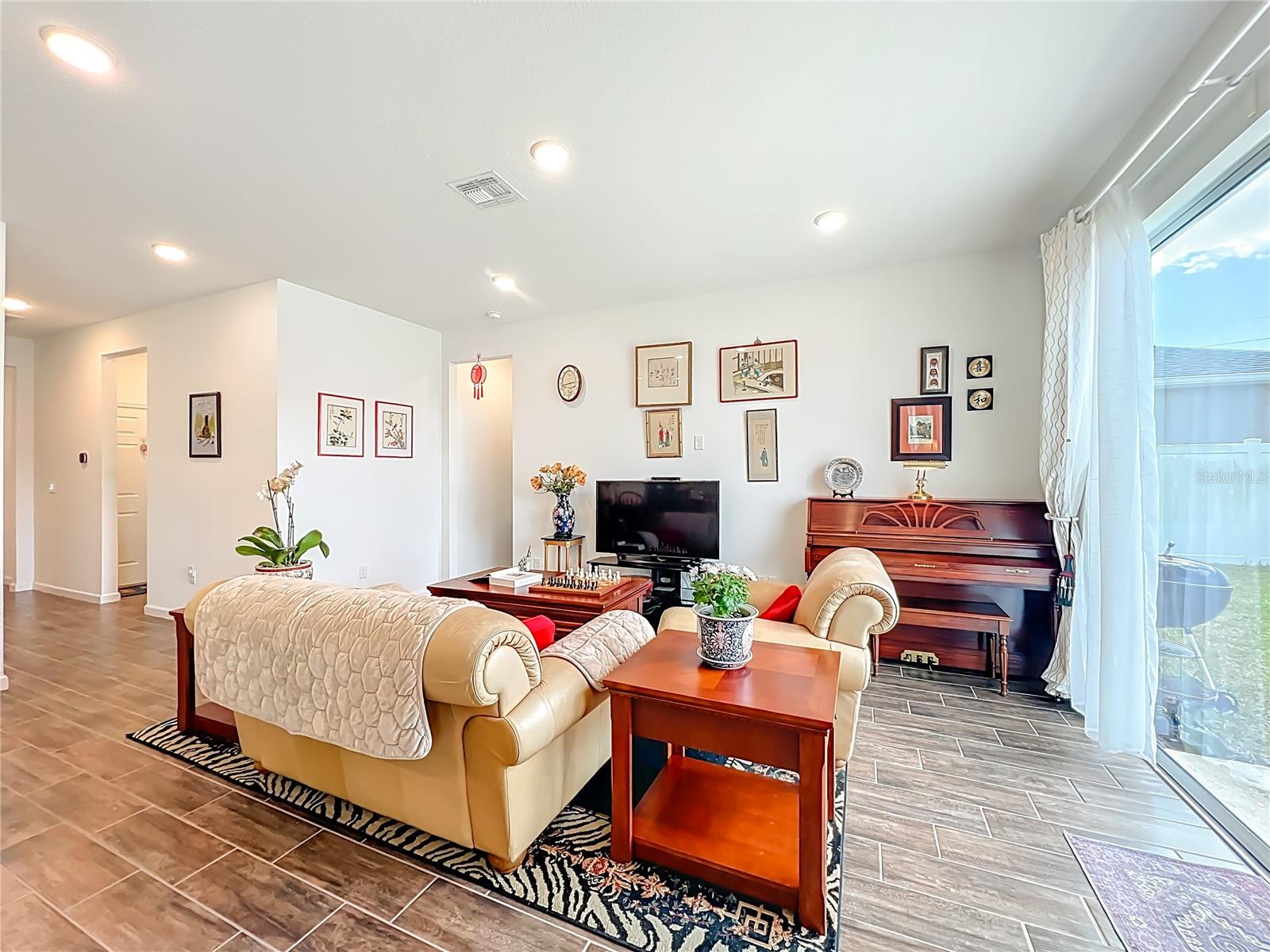 Image 20 of 50 For 8560 Compass Point Avenue