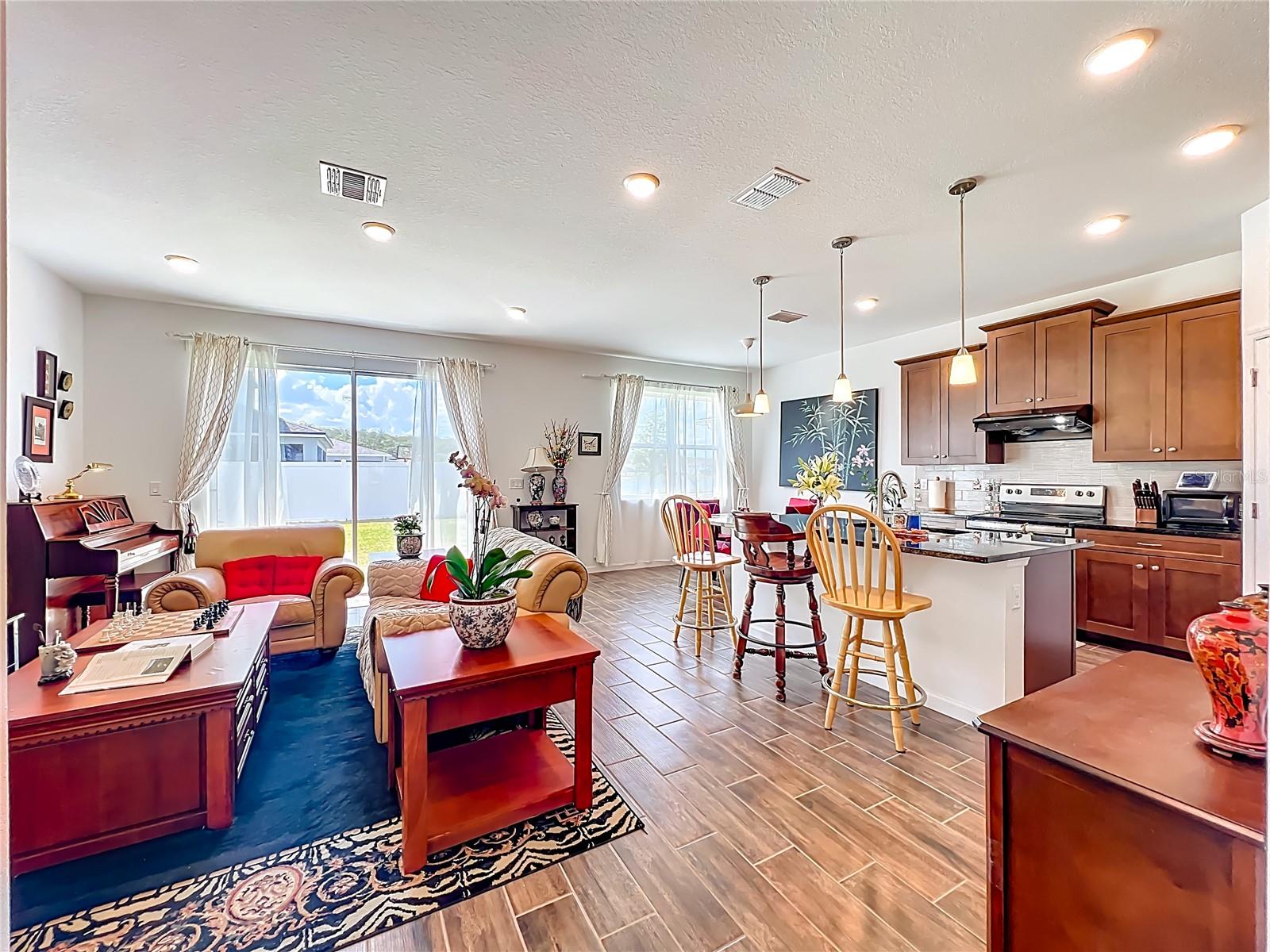 Image 9 of 50 For 8560 Compass Point Avenue