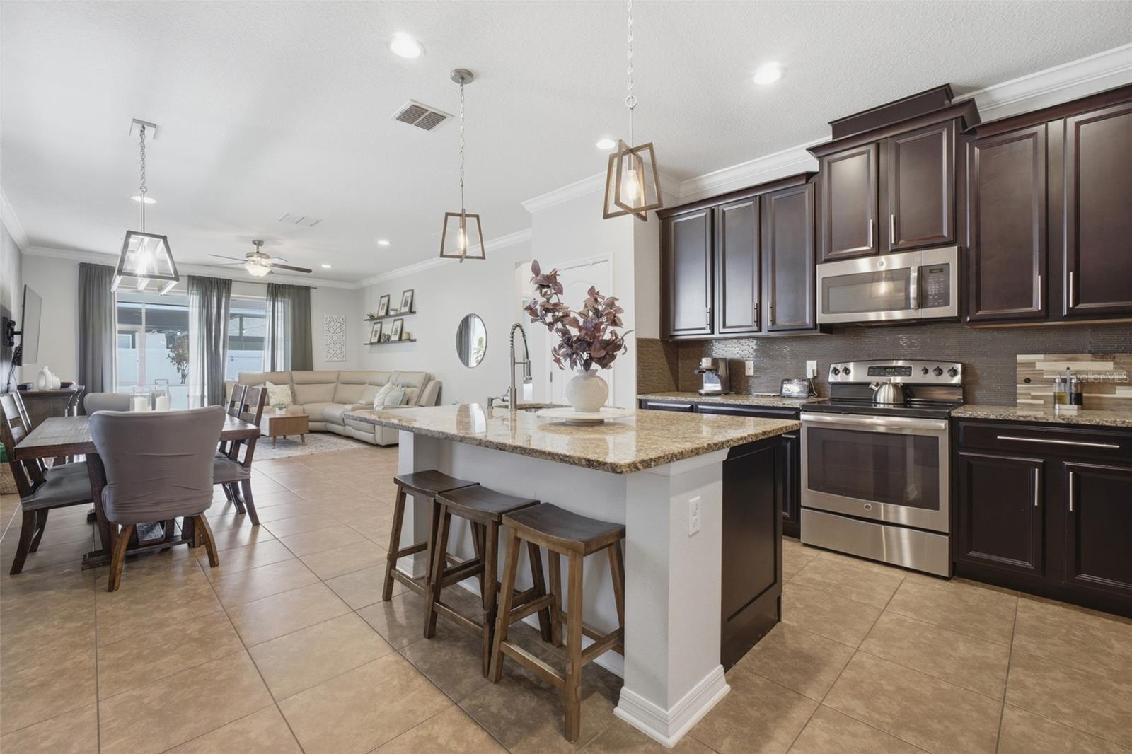 Image 14 of 41 For 8803 Sidley Ln