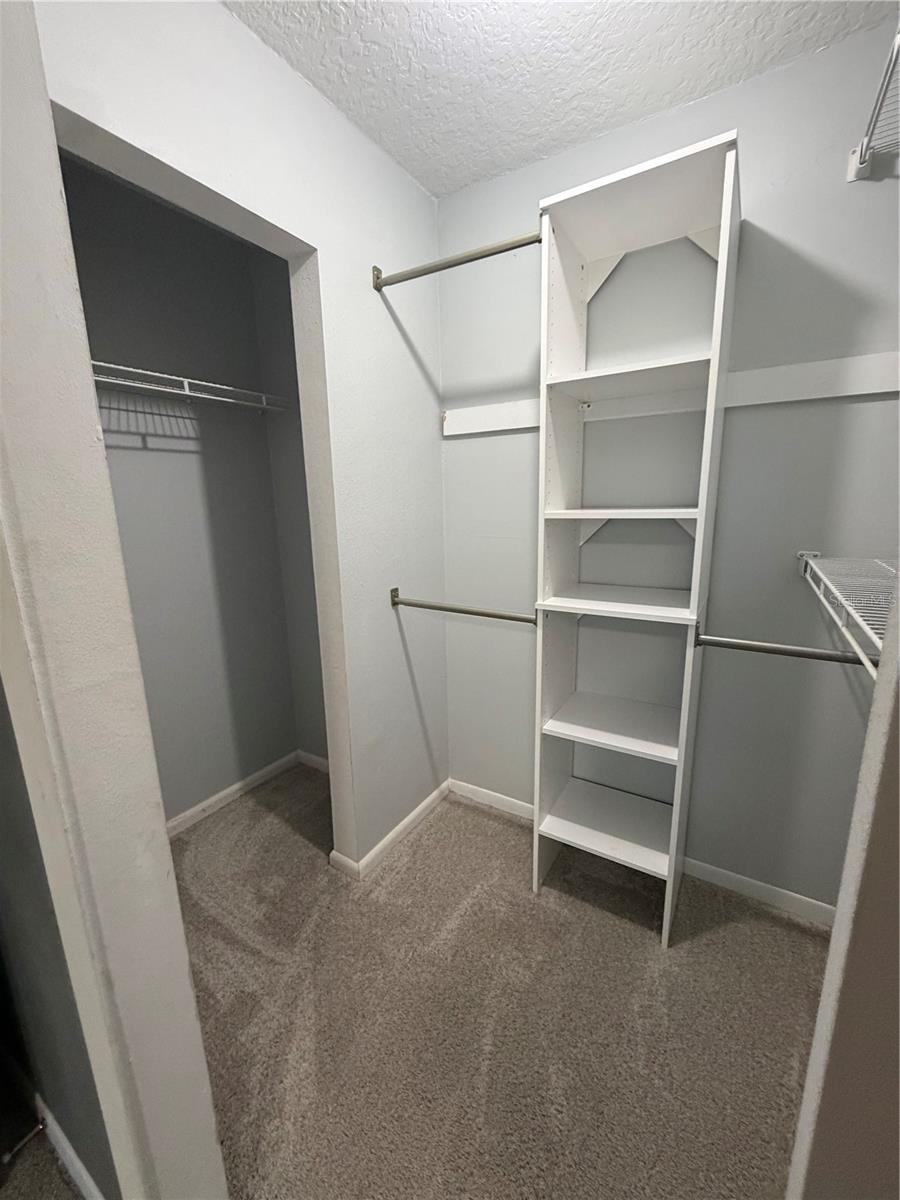 Image 19 of 32 For 898 Rich Drive