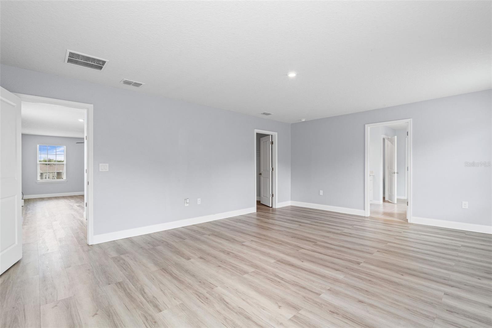 Image 24 of 57 For 1512 Tan Tara Trail