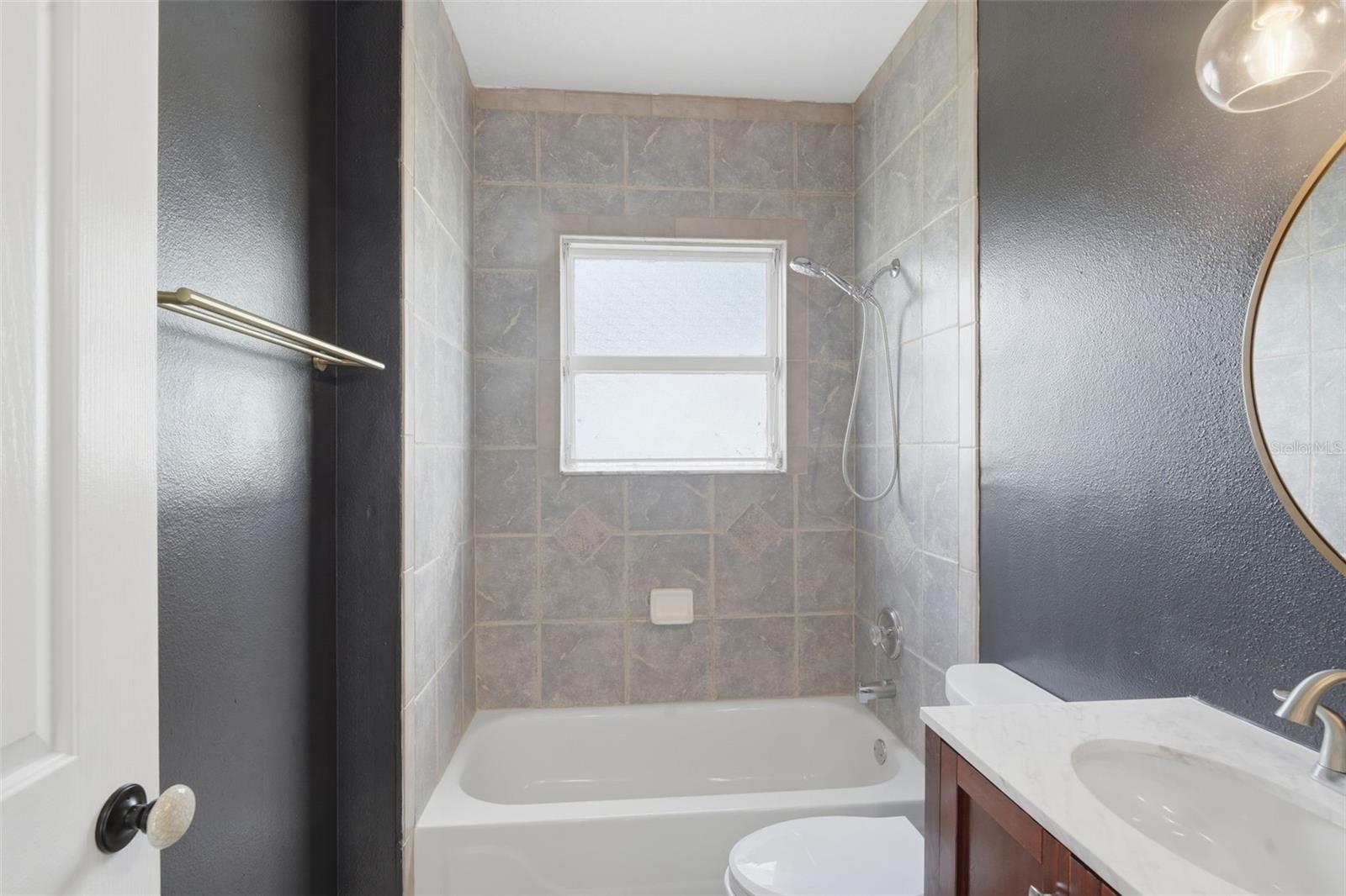 Image 15 of 22 For 1406 Ridgewood Street