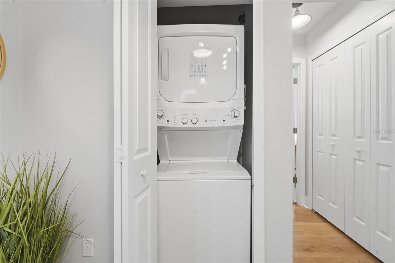 Image 35 of 41 For 1408 Ridgewood Street