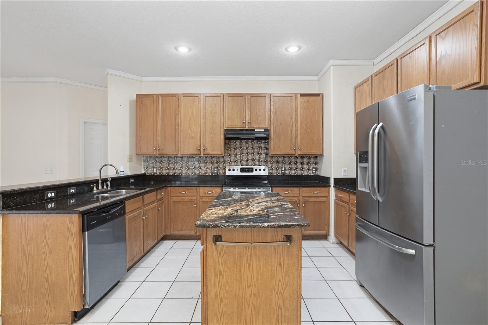 Image 10 of 38 For 424 Stonehenge Circle