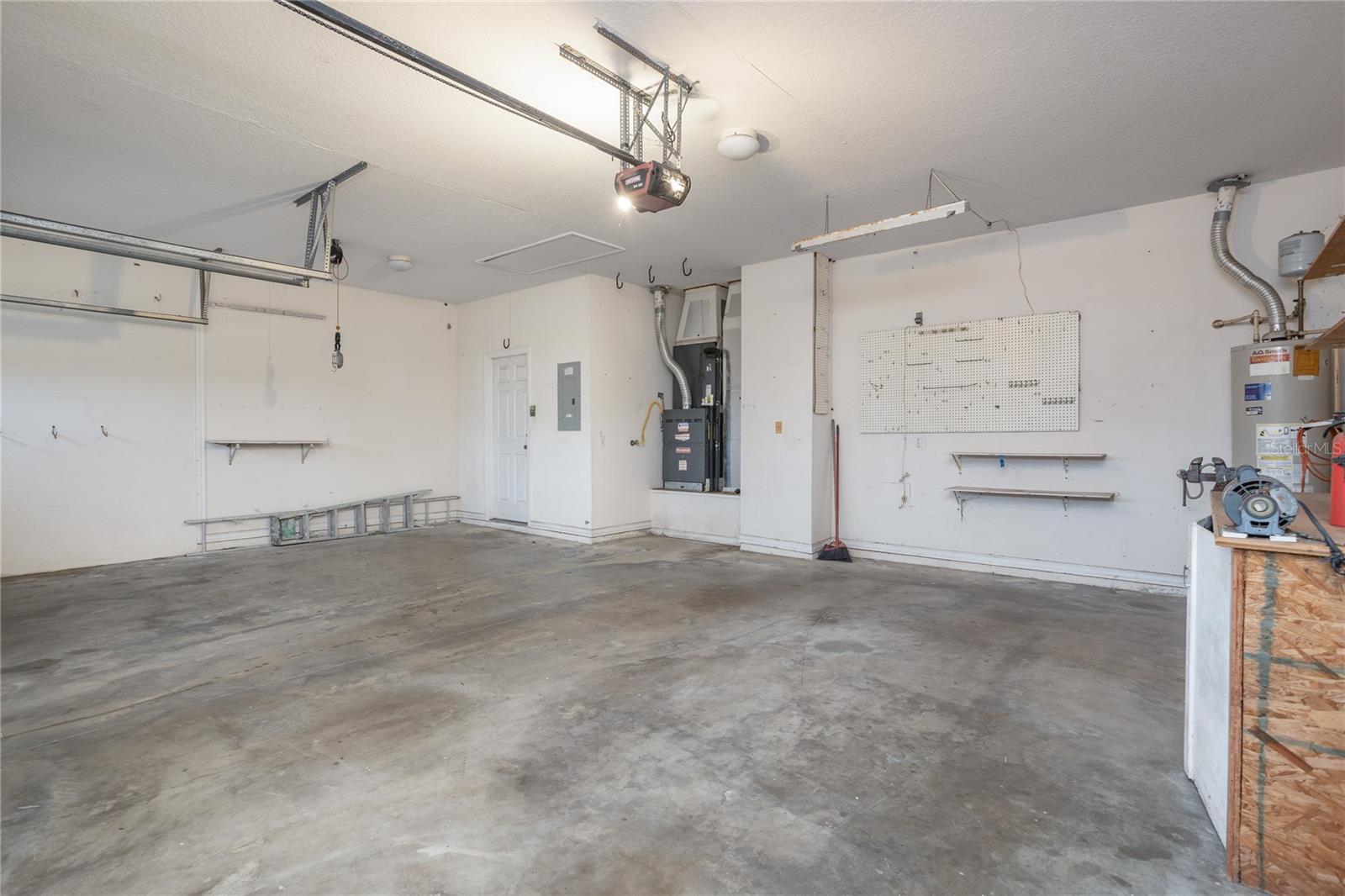 Image 34 of 38 For 424 Stonehenge Circle