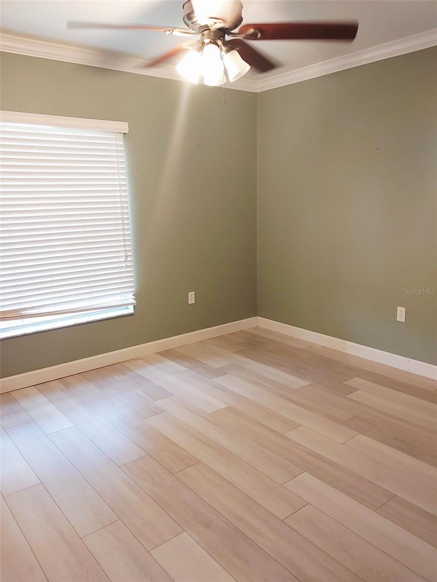 Image 21 of 32 For 4031 Santa Barbara Drive