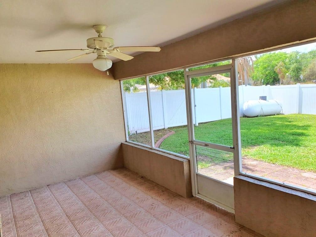 Image 24 of 32 For 4031 Santa Barbara Drive